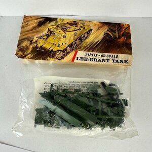 Vintage Airfix 00 Scale Lee/Grant Tank Model Kit M3 General Lee WWII